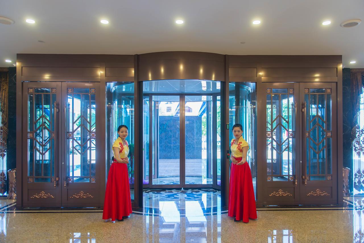 Dunhuang Isiting Hotel Extérieur photo